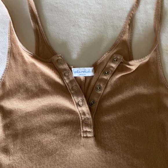 Micro rib tank fitted Henley tank top with snaps - Picture 2 of 5